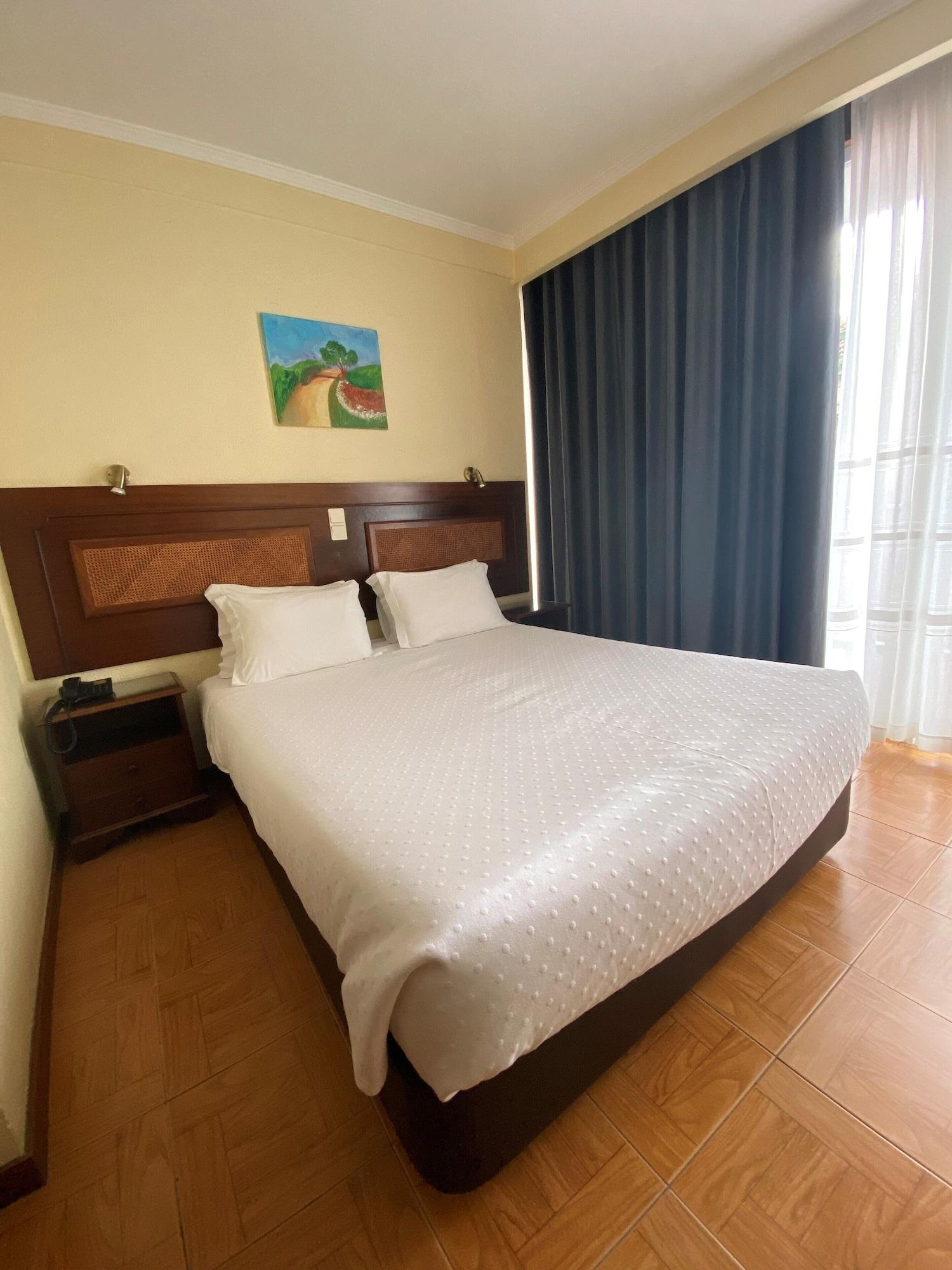 מטוסיניוס Hotel Porto Mar מראה חיצוני תמונה