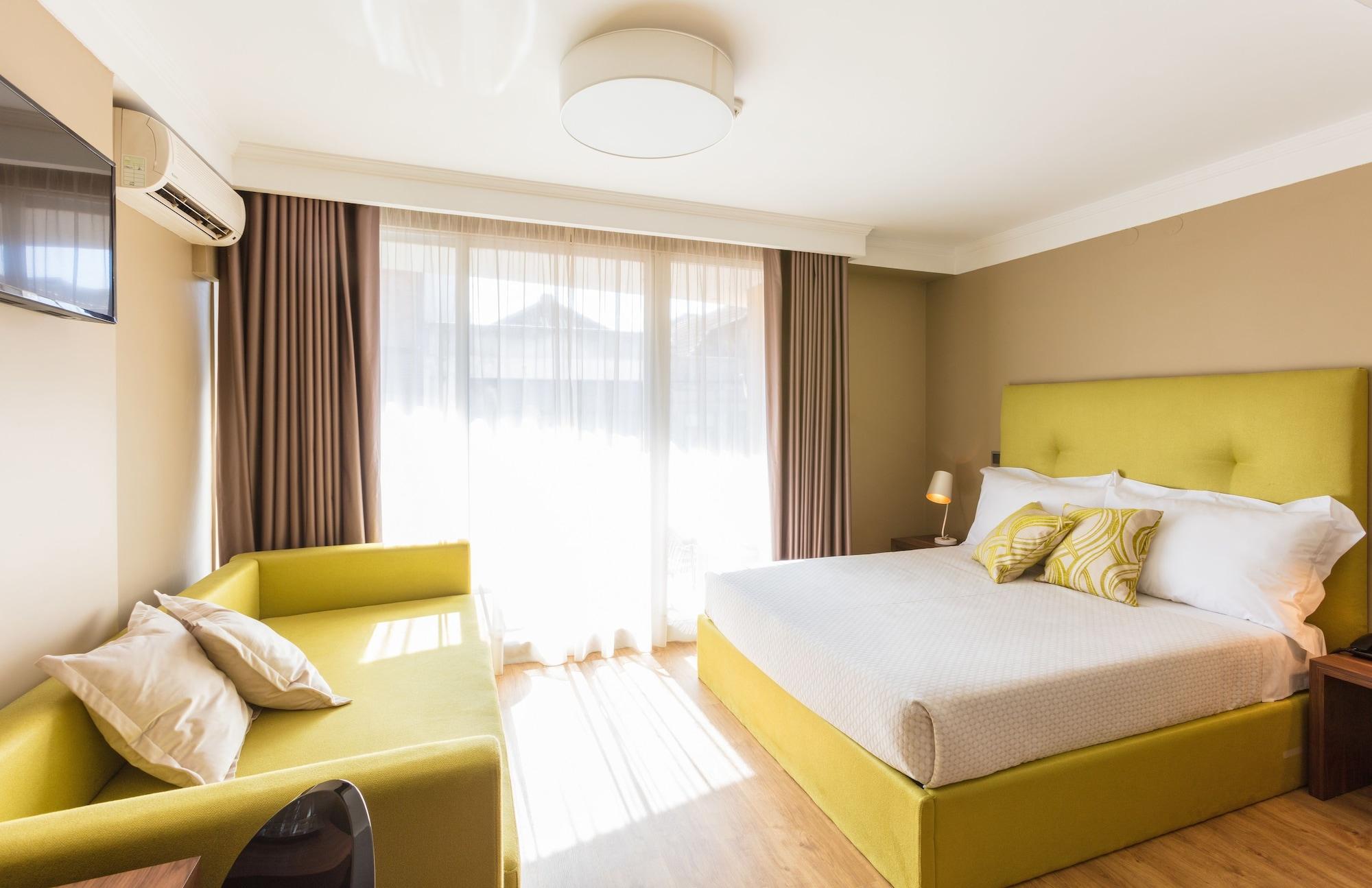 מטוסיניוס Hotel Porto Mar מראה חיצוני תמונה