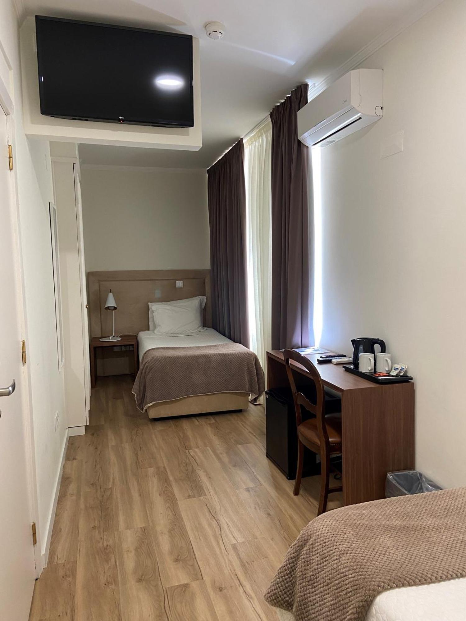 מטוסיניוס Hotel Porto Mar מראה חיצוני תמונה